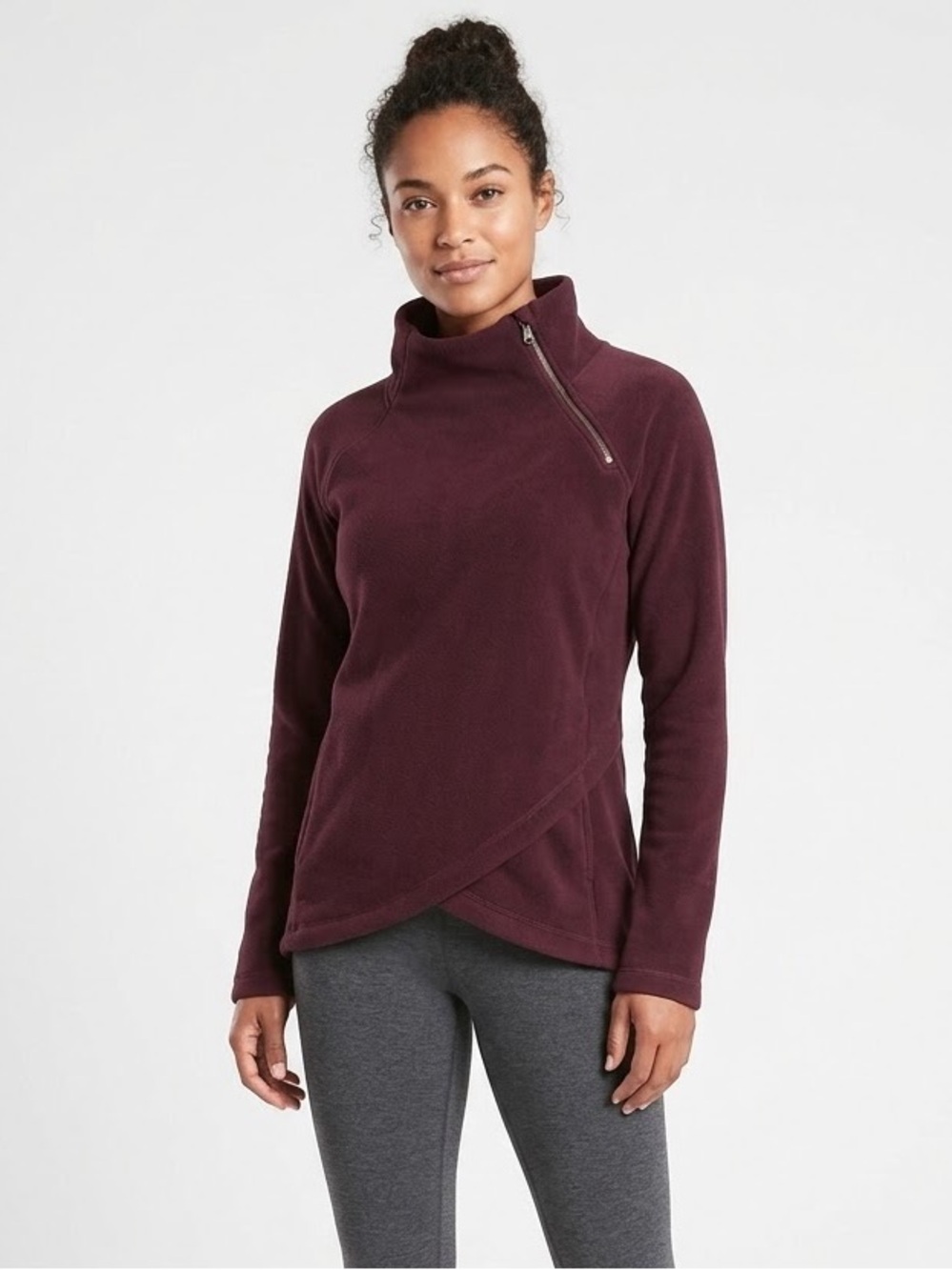 Athleta Cozy Karma Asymmetrical Pullover in a Dark Purple Size Medium